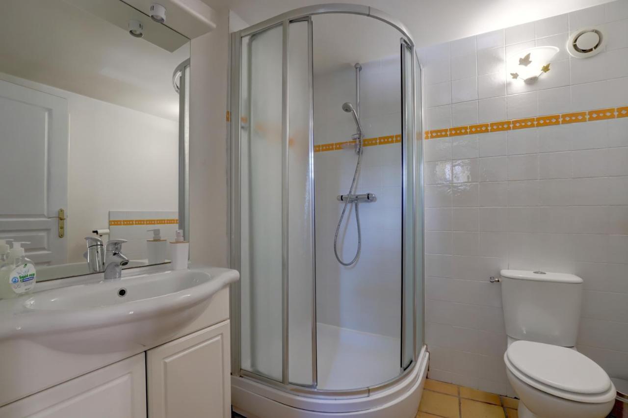 Gite La Grappe Occitane - 14 Personnes - Piscine Privee Ambres Luaran gambar