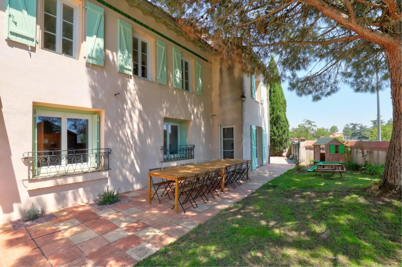 Gite La Grappe Occitane - 14 Personnes - Piscine Privee Ambres Luaran gambar