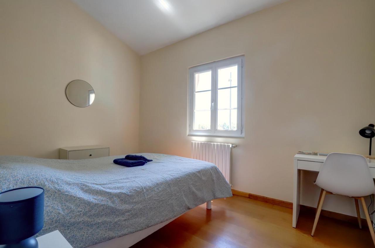Gite La Grappe Occitane - 14 Personnes - Piscine Privee Ambres Luaran gambar